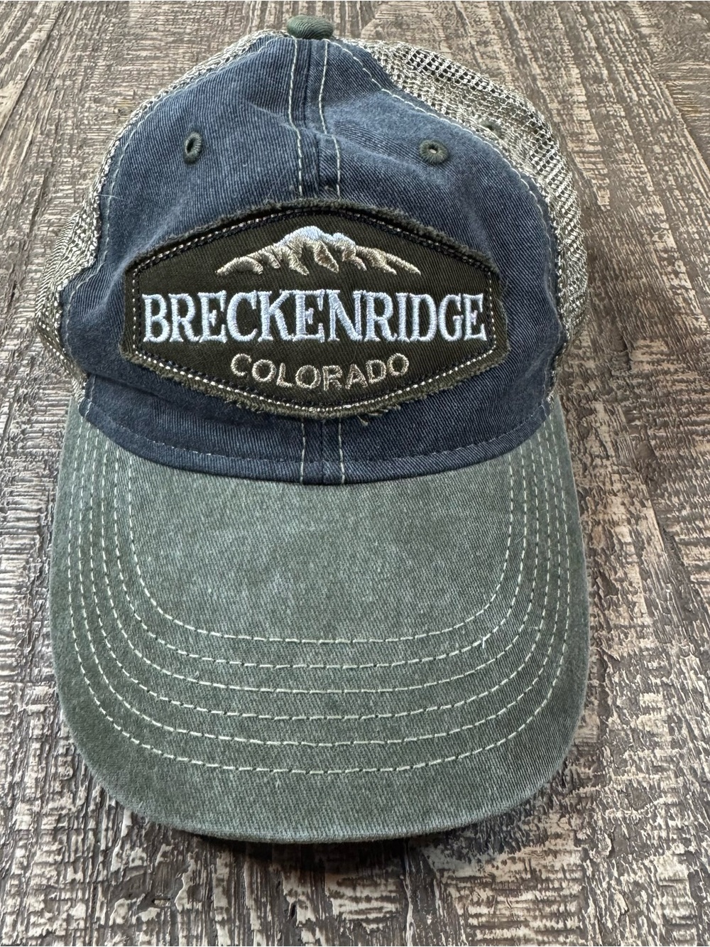 breckenridge Tan & Black Mesh Trucker Hat